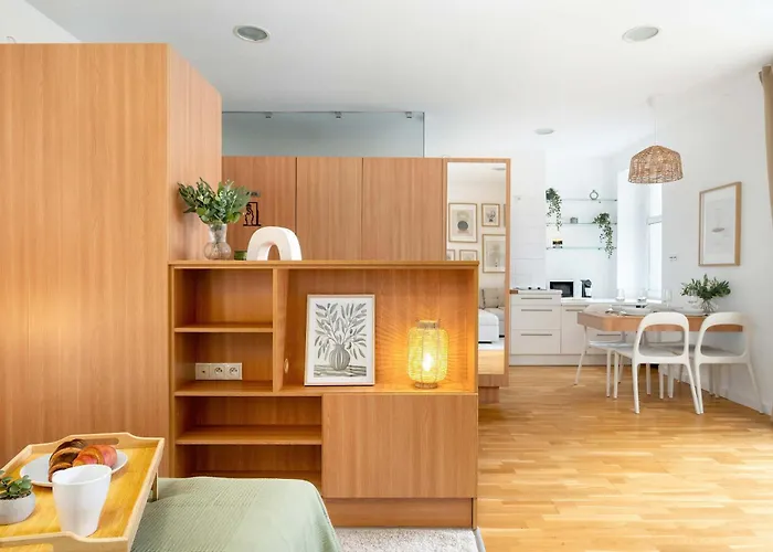 شقة Stylish Near The Old Market Square In By Renters بوزنان